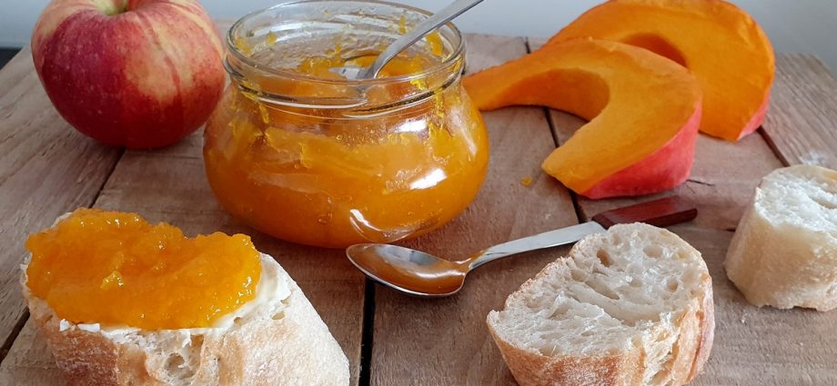 Pumpkin jam with apples: recipes for pumpkin-apple treats for the winter