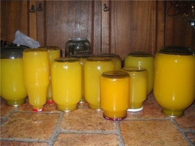 Pumpkin juice with carrots for the winter