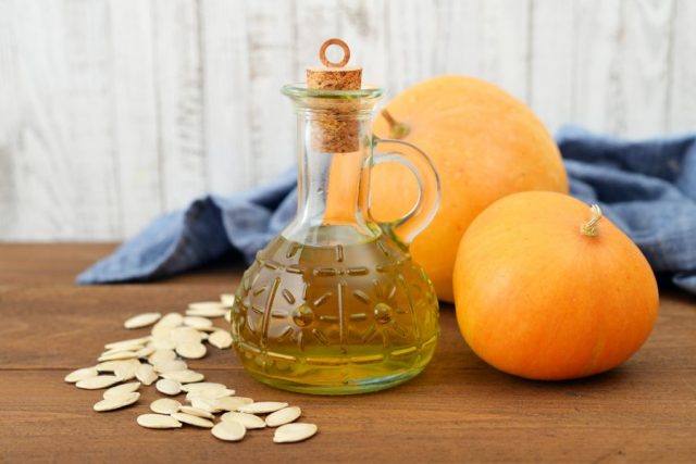 Pumpkin seed oil: useful properties and contraindications for men and women