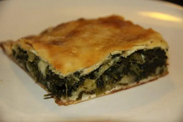 Quiche with nettle: recipes + photos