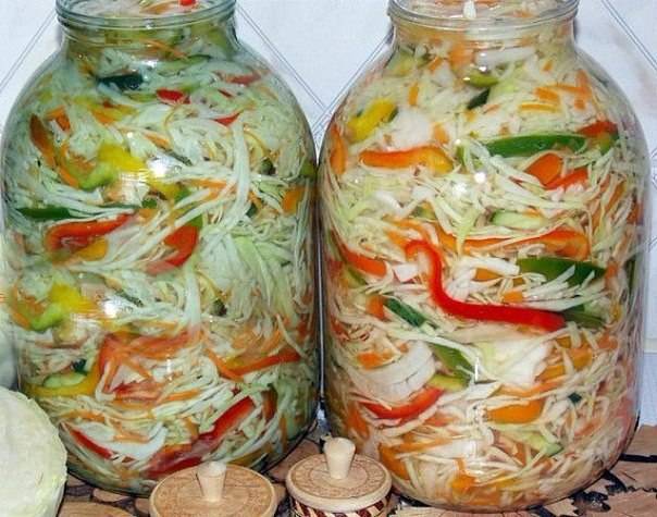 Quick pickling cabbage