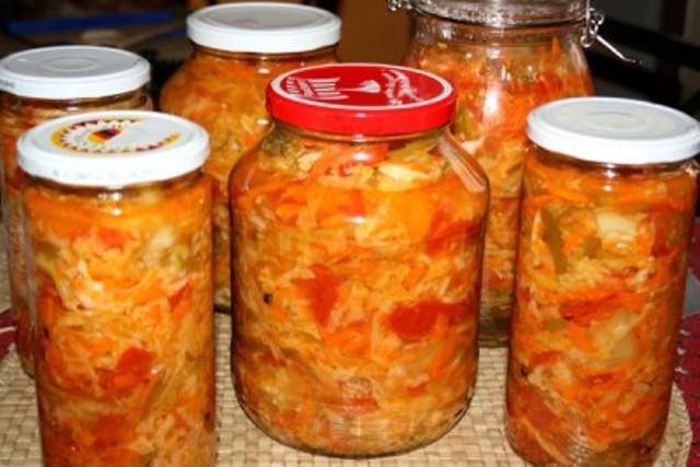 Quick recipe for pickled cabbage with bell pepper