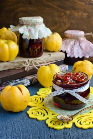 Quince jam: cooking recipe