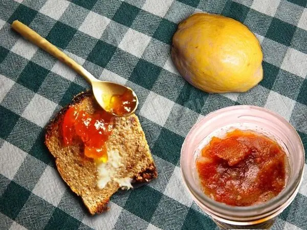 Quince jam: the most delicious step-by-step quince dessert recipes through a meat grinder and in a slow cooker