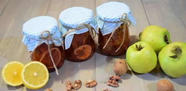 Quince jam with nuts and lemon