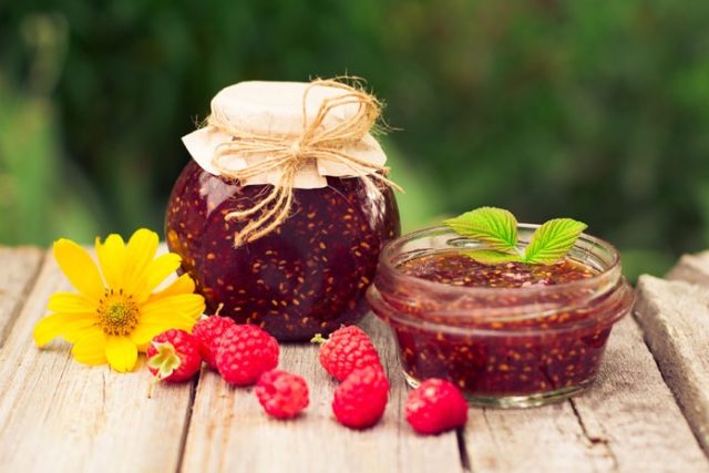 Raspberry jam: health benefits and harms