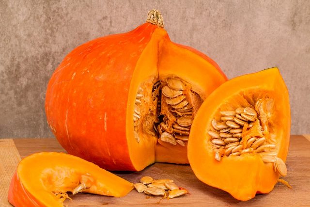 Raw pumpkin: benefits and harms to the human body