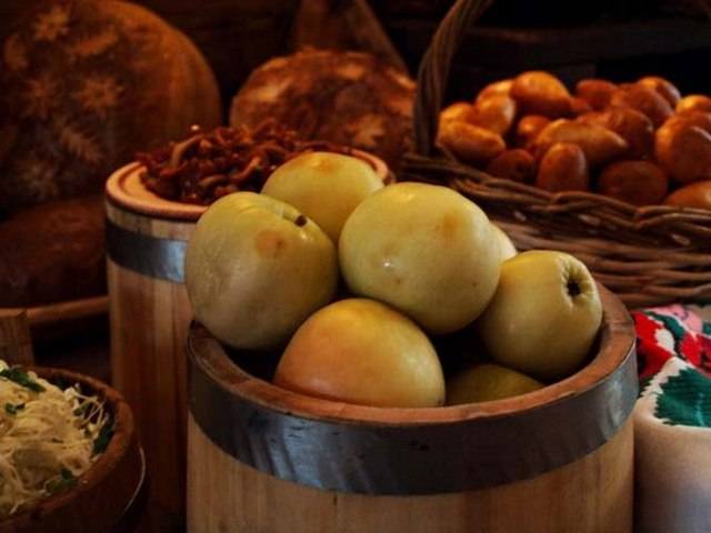 Recipe for pickled apples for the winter 