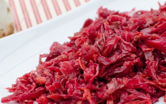 Recipe for red pickled cabbage with beets