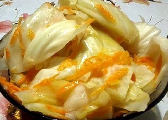 Recipe for salted cabbage with butter