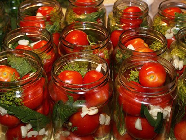 Recipe for salting and preserving vegetables for the winter at home, pickles in oak barrels and tubs, in Armenian