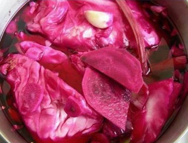 Recipe for sweet pickled cabbage for the winter