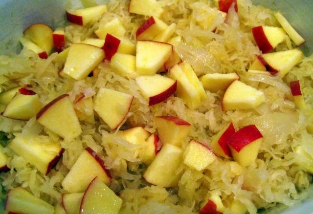 Recipe for sweet pickled cabbage for the winter