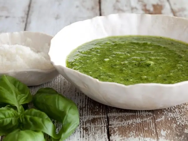 Recipe for winter basil sauce