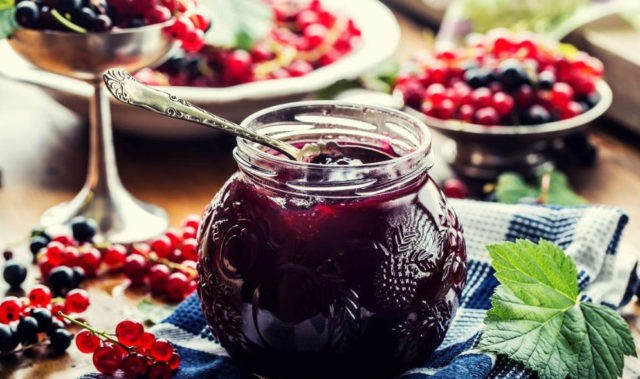 Recipes for black and red currant jam together