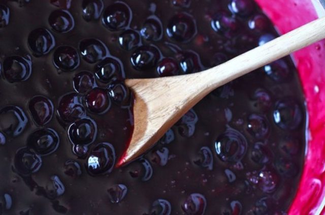 Recipes for blueberries in syrup for the winter