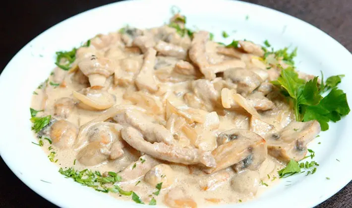 Recipes for cooking chicken with porcini mushrooms