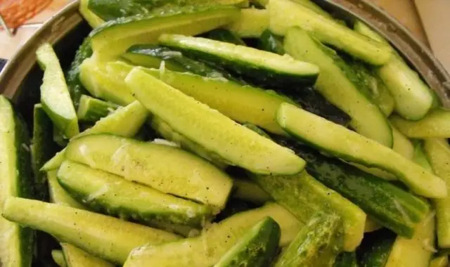 Recipes for cucumbers in their own juice for the winter Lick your fingers