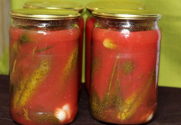 Recipes for cucumbers in tomato juice for the winter: pickling and canning rules