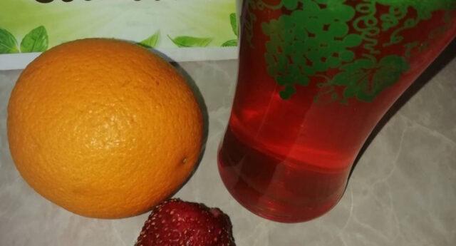 Recipes for making strawberry and orange compote for the winter