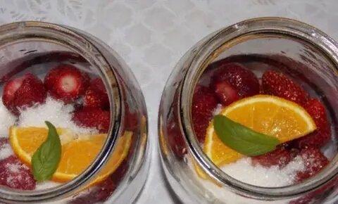 Recipes for making strawberry compote with lemon for the winter