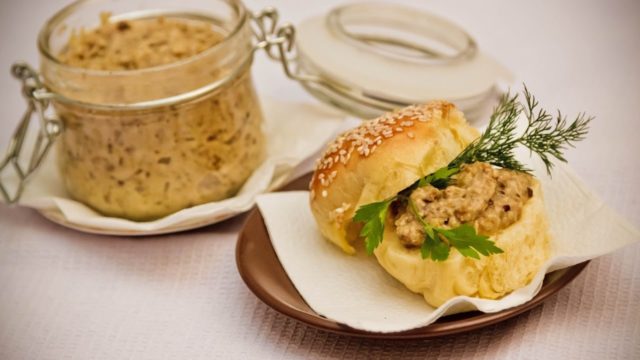 Recipes for mushroom caviar from porcini mushrooms for the winter