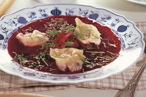 Recipes for mushroom soup and borscht