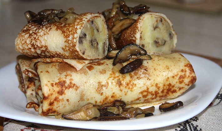 Recipes for pancake pies with mushrooms (with photo)