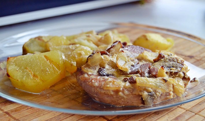 Recipes for pork with mushrooms and potatoes