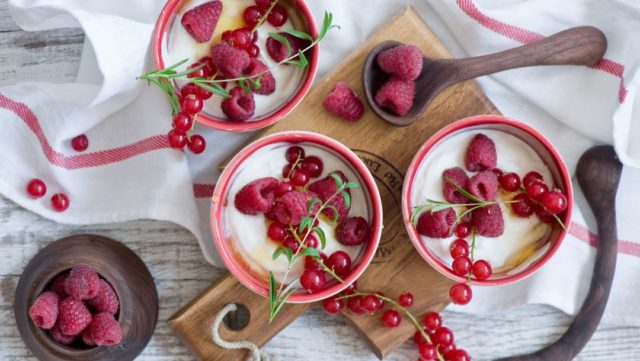 Recipes for raspberry jam with red currants