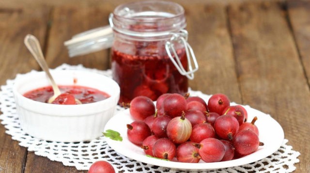 Recipes for raspberry jam with red currants