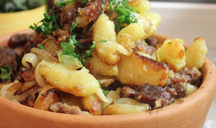 Recipes for stewed potatoes with meat and mushrooms