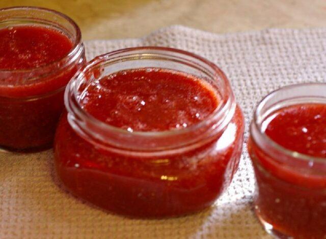 Recipes for strawberry jelly with gelatin for the winter