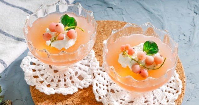 Recipes for the winter whitecurrant jelly