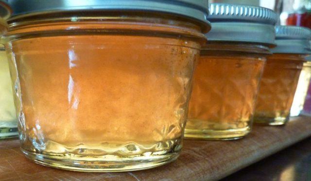 Recipes for the winter whitecurrant jelly