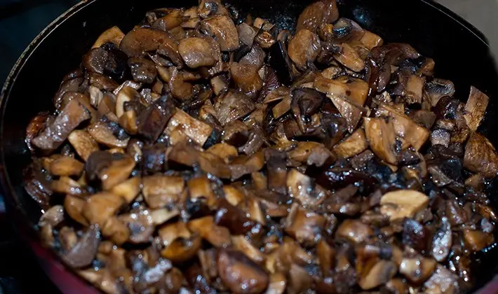 Recipes fried porcini mushrooms with onions
