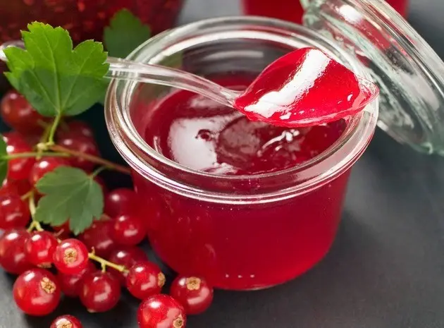 Red and black currant confiture recipes