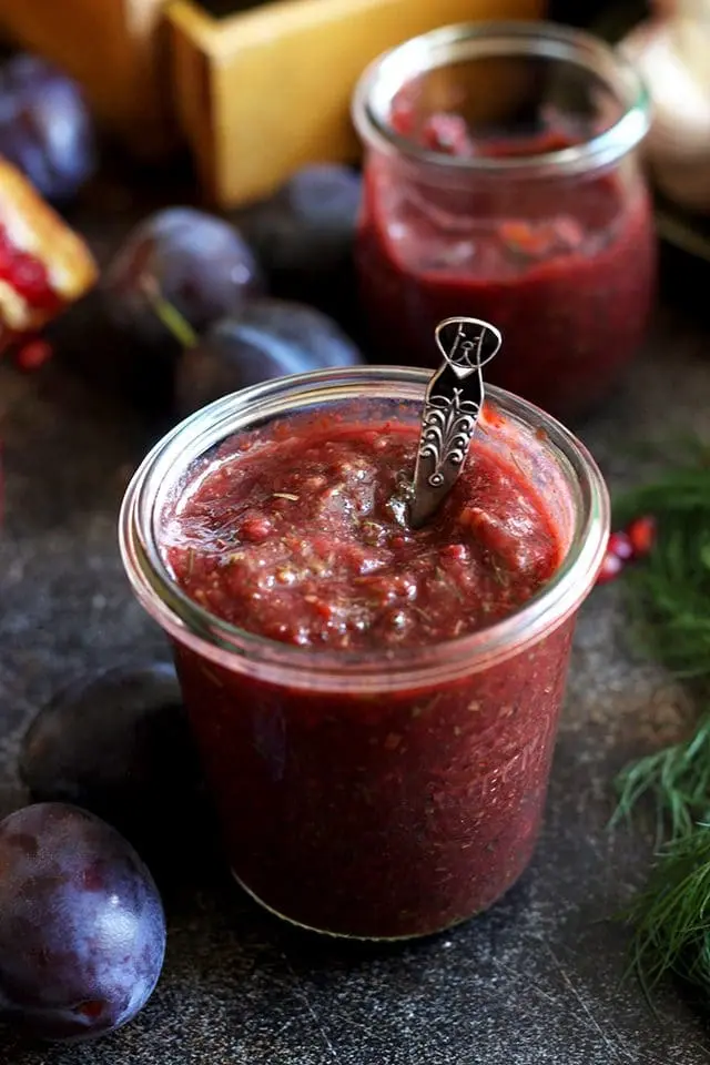 Red and black currant tkemali sauce 