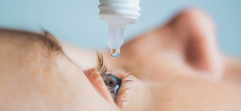 «Revolutionary» eye drops instead of glasses