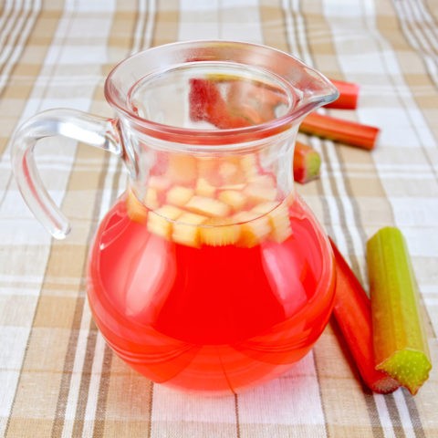 Rhubarb blanks for the winter: recipes for jam, marshmallow, juice, sauce, in syrup