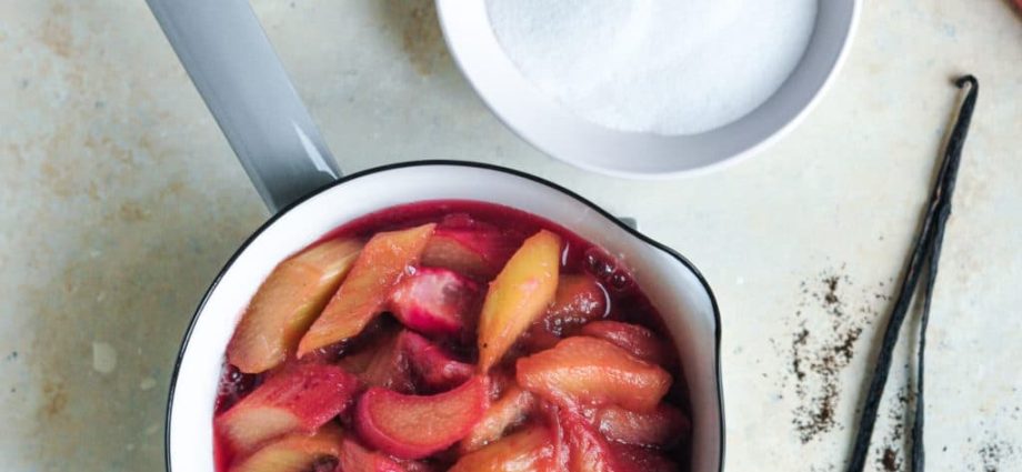 Rhubarb compote for the winter and for every day