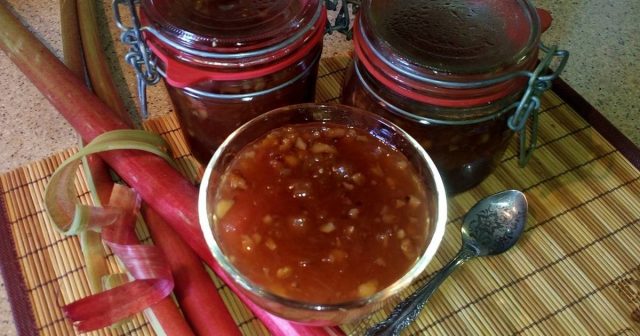 Rhubarb jam: cooking recipes with lemon, ginger