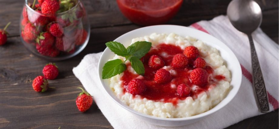 Rice pudding with strawberry mousse. A healthy and nutritious breakfast