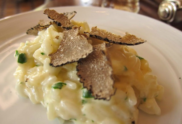 Risotto with truffle: cooking recipes