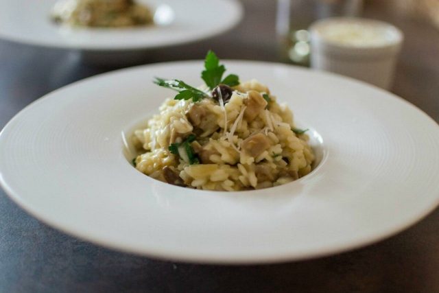 Risotto with truffle: cooking recipes