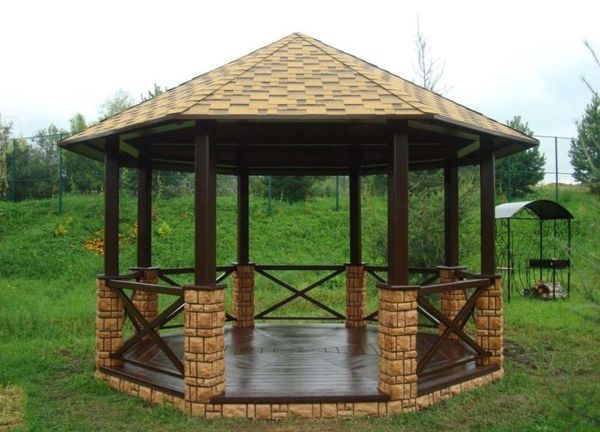 Roof for a gazebo: soft, flexible, transparent roofing, laying tiles, installing plastic and other materials with your own hands