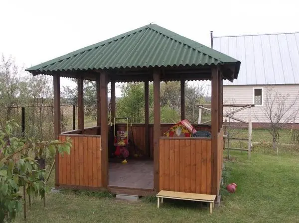 Roof for a gazebo: soft, flexible, transparent roofing, laying tiles, installing plastic and other materials with your own hands