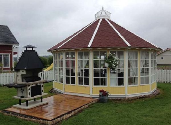 Round gazebo: types of pavilions made of metal, wood and stone, how to build a wooden rotunda for a summer residence with your own hands