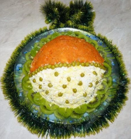 Salad in the form of a ball for the New Years table