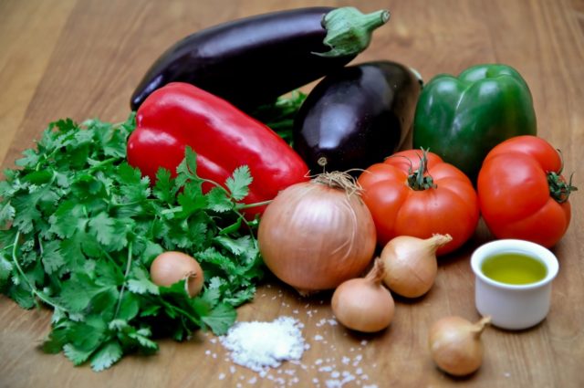 Salad Lazy eggplant for the winter